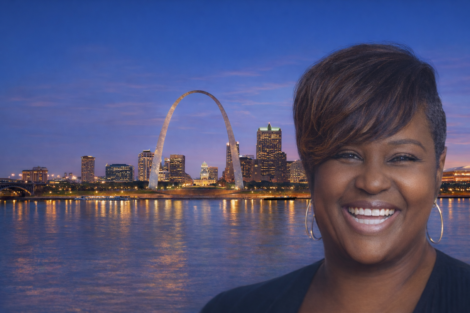 Professional notary Kim Fields with St. Louis Gateway Arch skyline